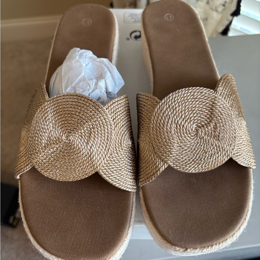 Women's Tan Slide Sandals